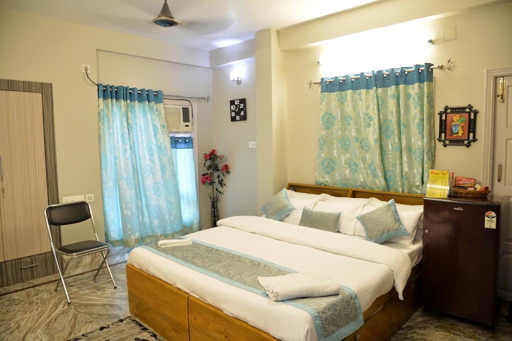 Ghosh Villa Guest House Калькутта Экстерьер фото